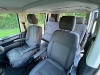 VOLKSWAGEN TRANSPORTER SHUTTLE