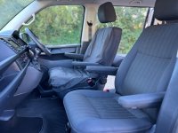 VOLKSWAGEN TRANSPORTER SHUTTLE
