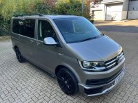 VOLKSWAGEN TRANSPORTER SHUTTLE