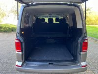 VOLKSWAGEN TRANSPORTER SHUTTLE