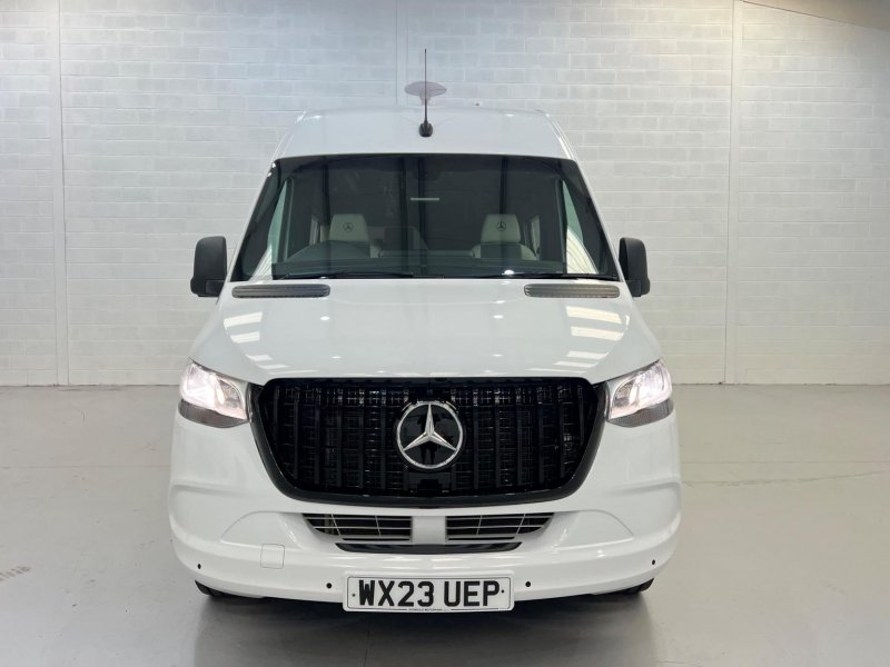 MERCEDES-BENZ SPRINTER