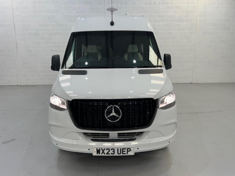 MERCEDES-BENZ SPRINTER